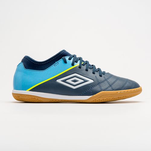 tênis da umbro de futsal