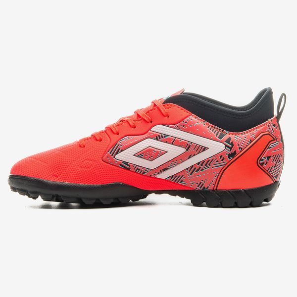 Chuteira Society Umbro Tocco II Club