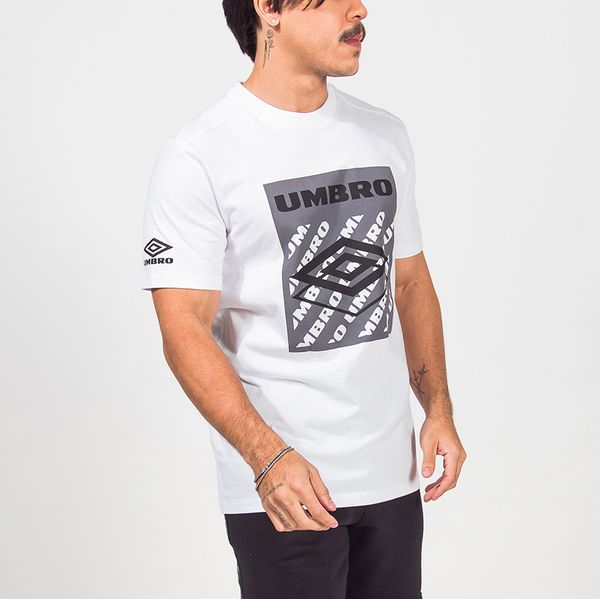 Camiseta Masculina Umbro Authentic Club