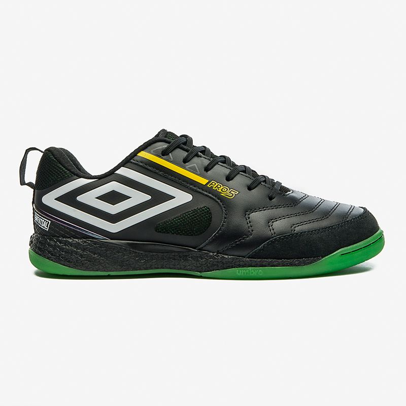 Chuteira da umbro de hot sale futsal