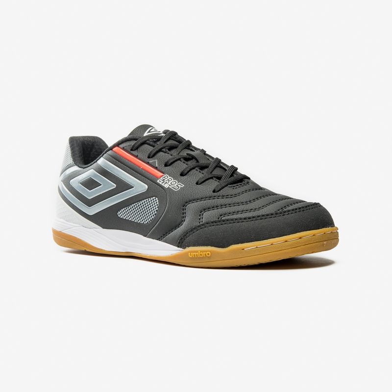 Chuteira umbro hot sale quadra