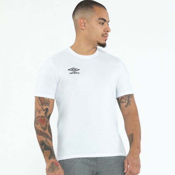 Camiseta Masculina Umbro Essential