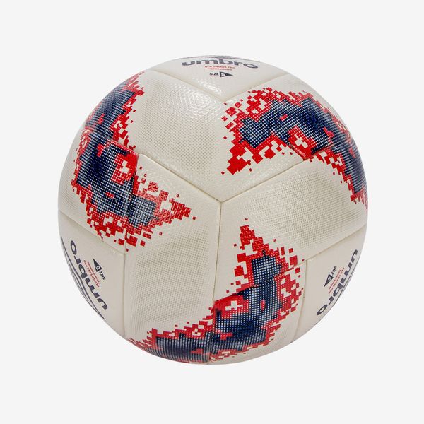 Bola De Campo Umbro Neo Swerve Pro - FIFA QUALITY PRO