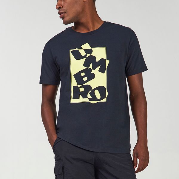 Camiseta Masculina Umbro College Piece