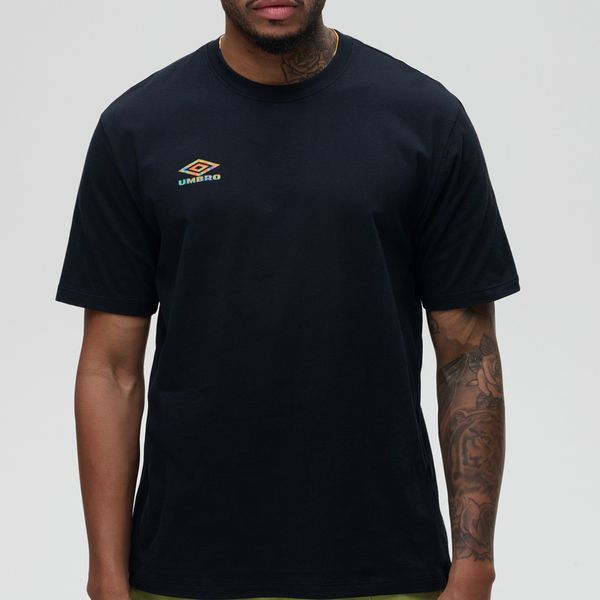 Camiseta Masculina Umbro Live The Game