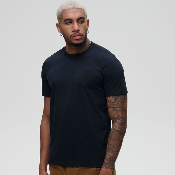 Camiseta Masculina Umbro Diamond Crown