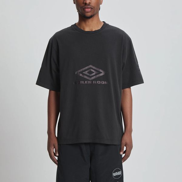 Camiseta Masculina Umbro Washed T-Shirt Black X Boiler Room