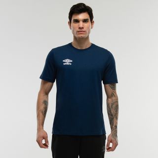 Camiseta Masculina Umbro Essential