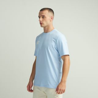 Camiseta Masculina Umbro Essential