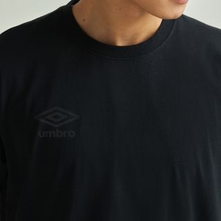 Camiseta Masculina Umbro Essential