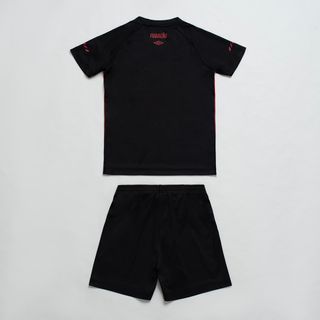 Kit Clube Infantil Umbro Cap Third 2026