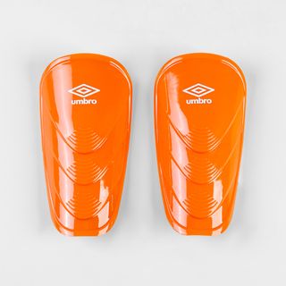 Caneleira Umbro Juvenil Team St