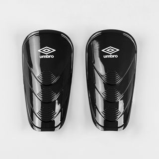 Caneleira Umbro Juvenil Team St