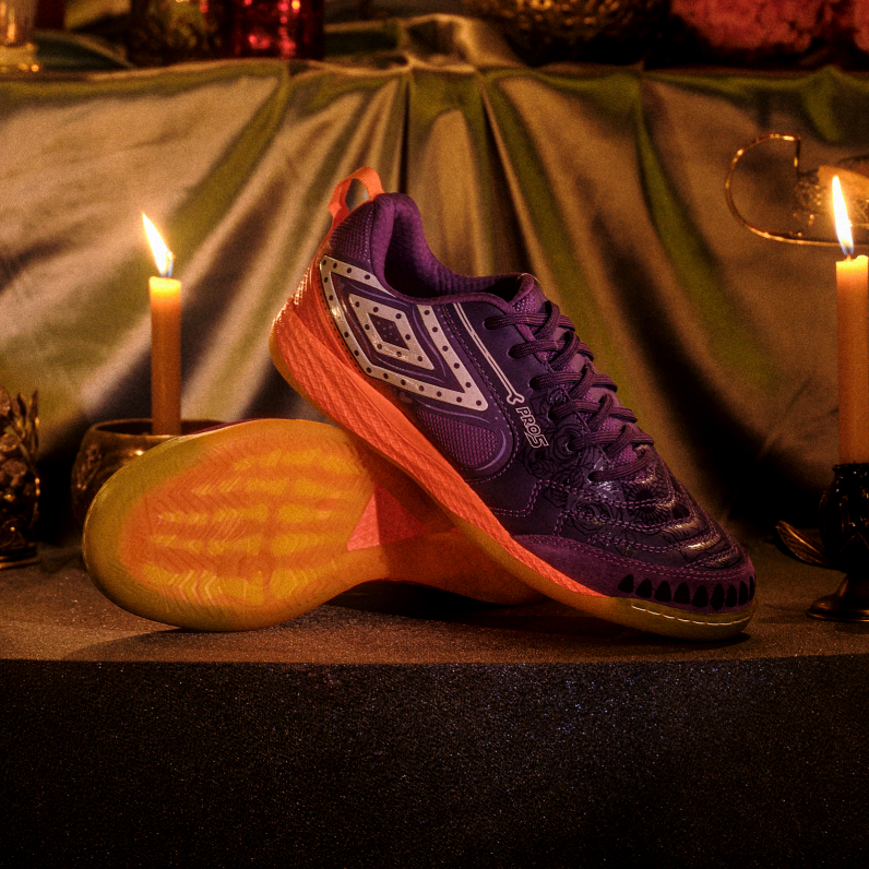 Pro 5 Bump: jogue com qualidade e tradição Umbro | Site Oficial